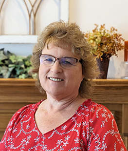 Kelly Breunig, Pine Glen Property Manager